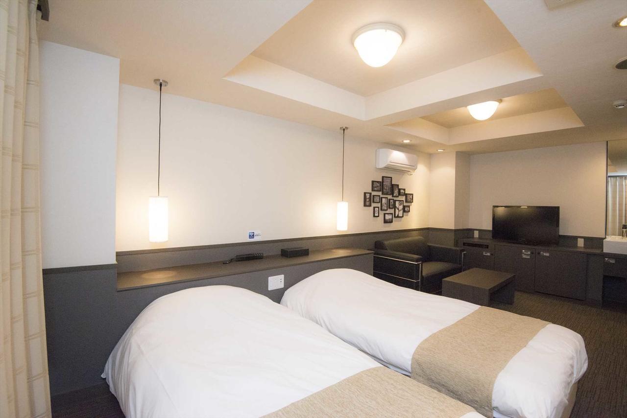 Hotel Double Funabashi Eksteriør bilde