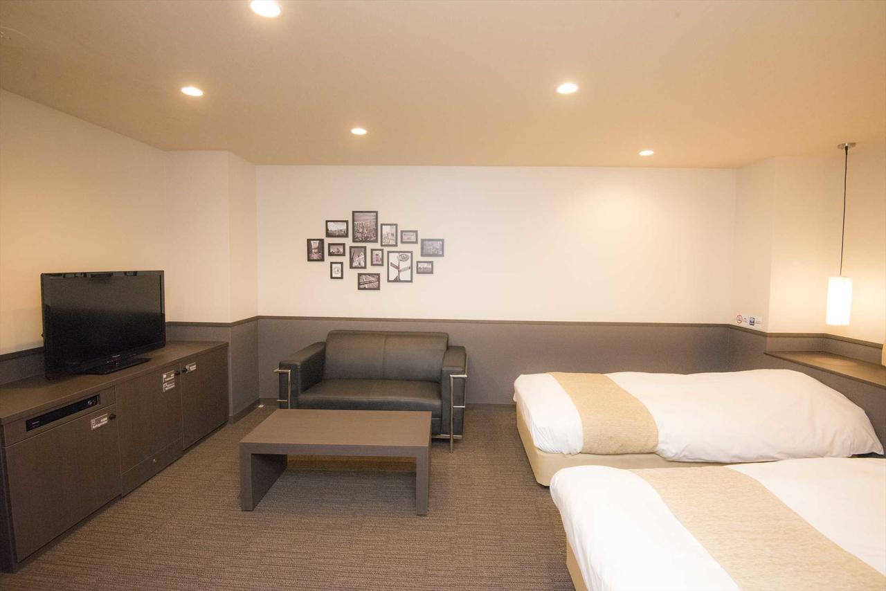 Hotel Double Funabashi Eksteriør bilde